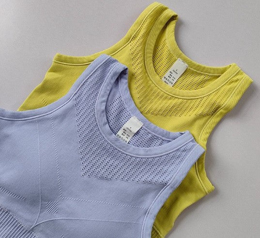 Women's Sports Vest with Built-In Chest Pad